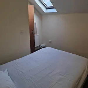 Cozzy 2 Roooms With 2 Beds Bradford (West Yorkshire)